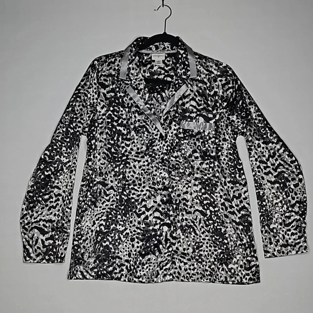 Jaclyn Smith Animal Print Pajama Silky Blouse Black White Gray Women's Medium